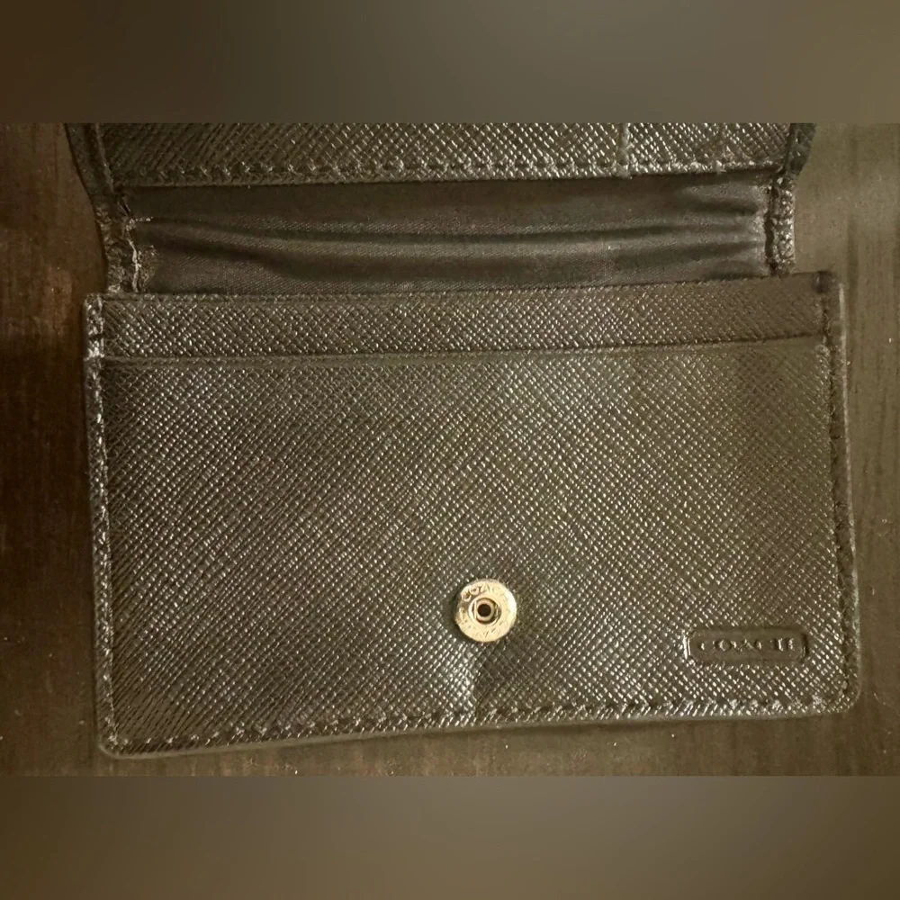 COACH Textured Black Wallet - Picture 6 of 8